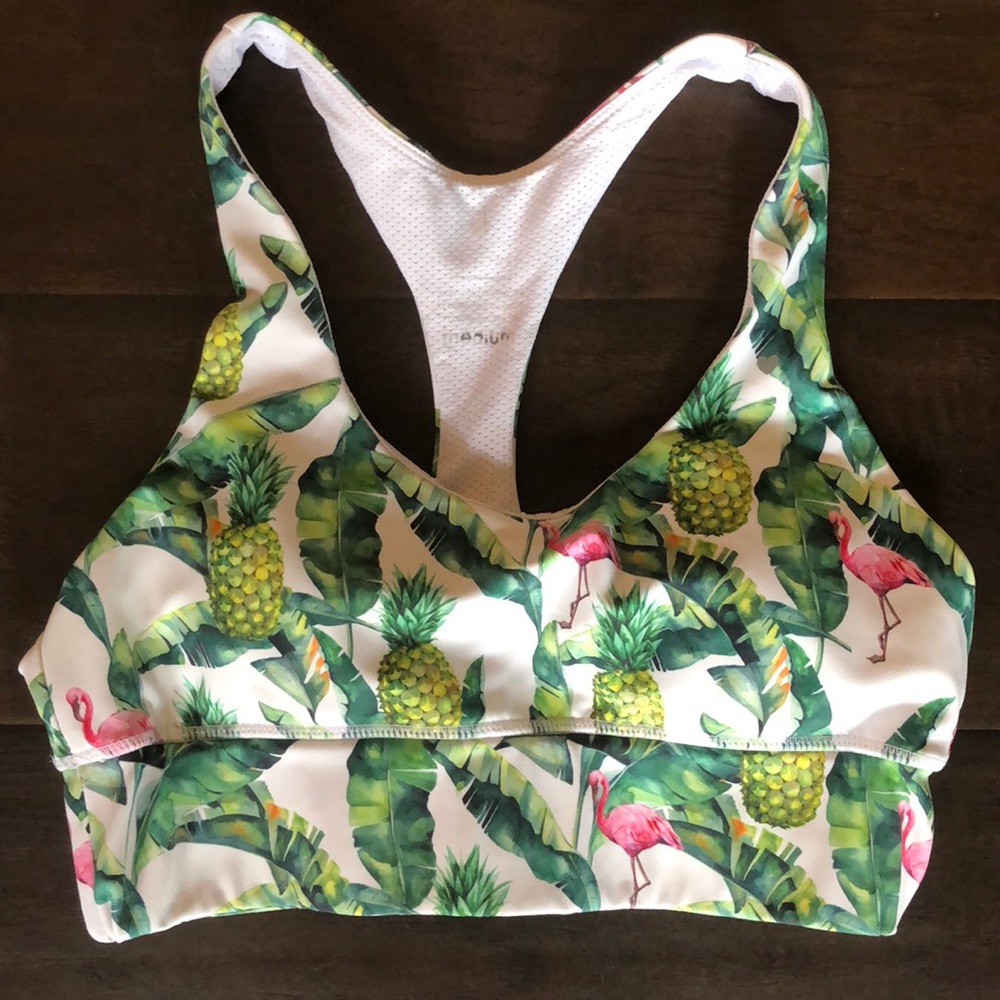 LOVE FITNESS sports bra.